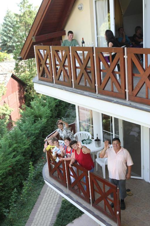 Hotel Lelle Balatonlelle Dış mekan fotoğraf